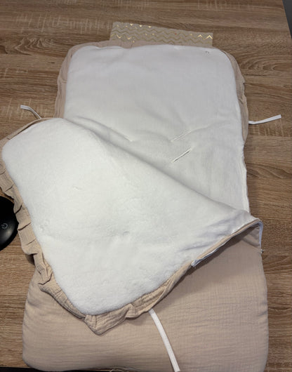 Nid d’ange en coton de gaz  ou minky polaire en précommande