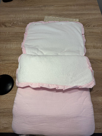 Nid d’ange en coton de gaz  ou minky polaire en précommande