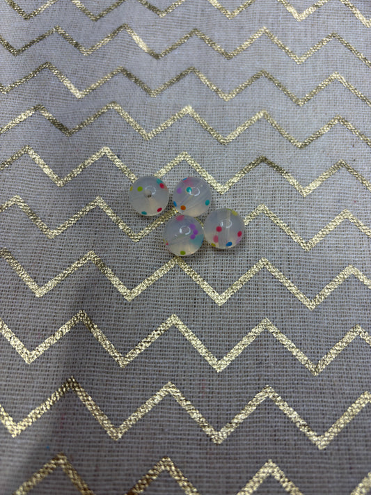 Perles rondes à pois